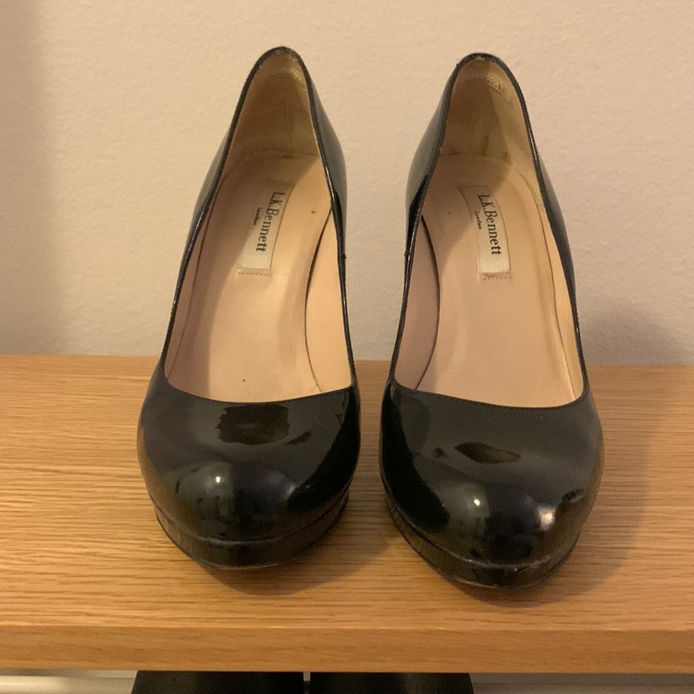 LK Bennet sledge pump